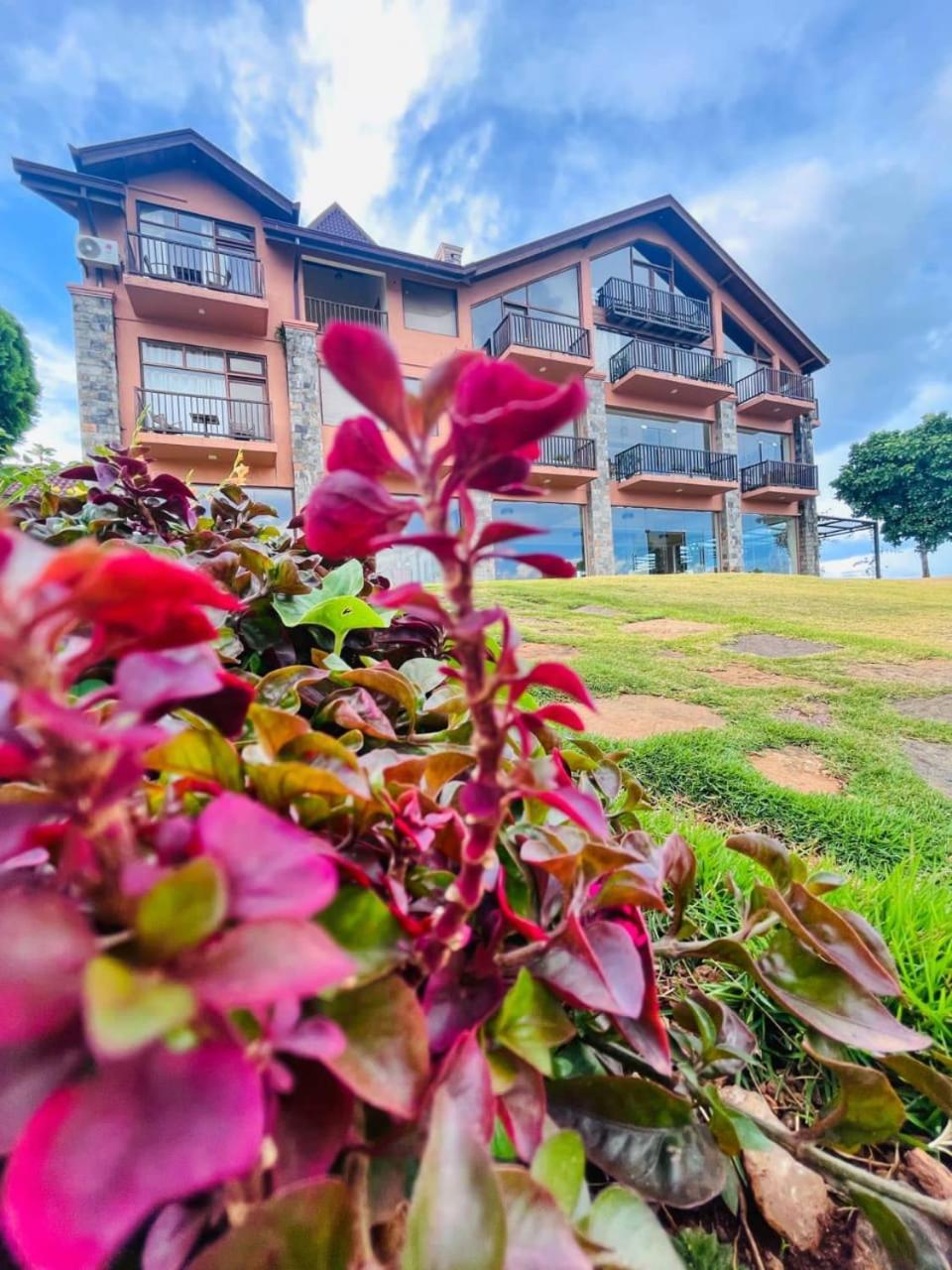 Marabedda Gardens Resort Rikillagaskada Bagian luar foto